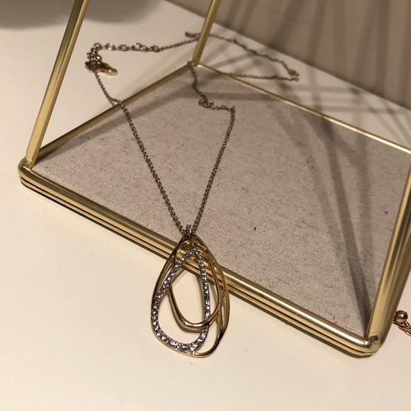 Banana Republic Tear Drop Gold Necklace - Picture 3 of 5